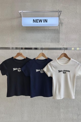 REMERA RIBB "MAIN CHARACTER" - Art.132