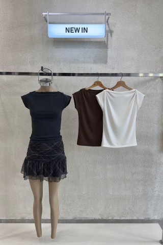 REMERA RIBB C/LYCRA CUELLO BOTE - Art.64