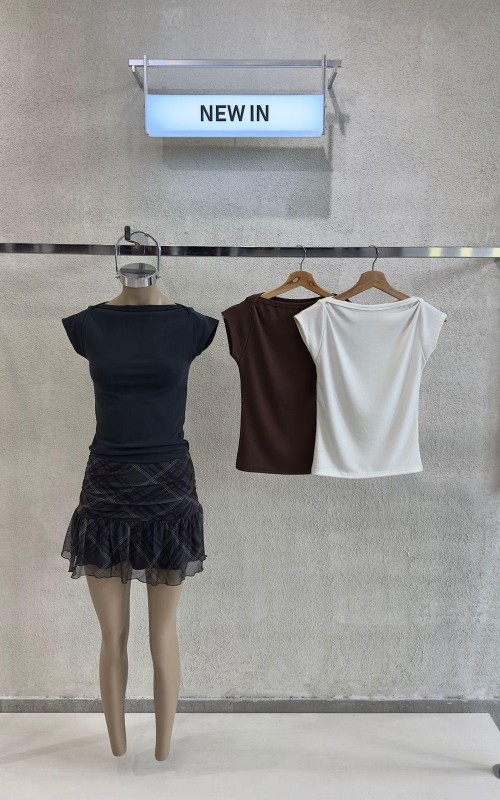 REMERA RIBB C/LYCRA CUELLO BOTE - Art.64