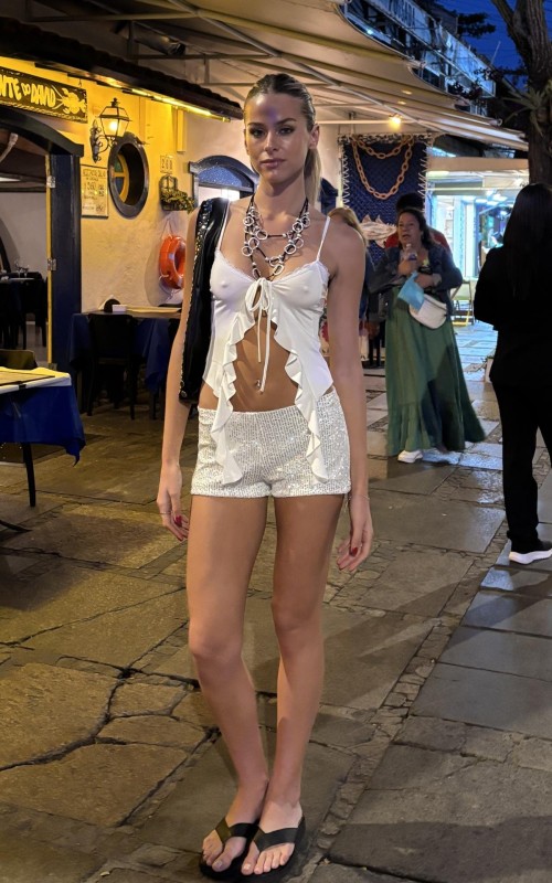 TOP ABIERTO CON VOLADITOS - Art.1013